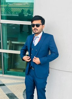 Jahanzeb - Male escort in Karāchi Photo 7 of 8