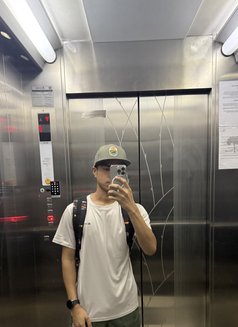 Jahmeel - Male escort in Dubai Photo 4 of 4