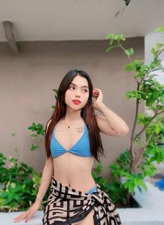 Jai - masseuse in Makati City Photo 2 of 7