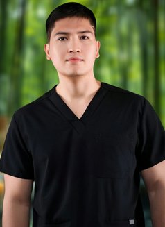 Jai - Male escort in Manila Photo 1 of 7