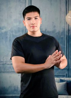 Jai - Male escort in Manila Photo 5 of 7