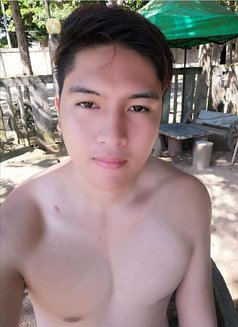 Jai - Male escort in Manila Photo 6 of 7
