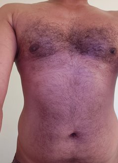 Jai - Male escort in Muscat Photo 1 of 9