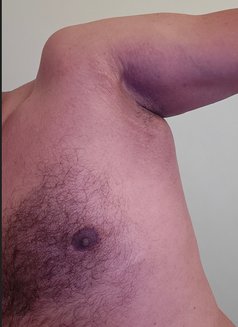 Jai - Male escort in Muscat Photo 4 of 9