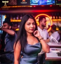 Jaisi - puta in Doha