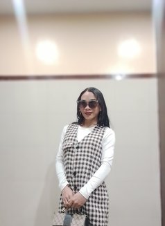 Jaja - Transsexual escort in Makati City Photo 4 of 16