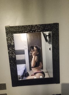 Jaja - Transsexual escort in Makati City Photo 6 of 16