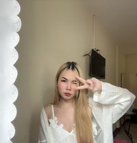 Jaja New Girl Coming - puta in Okinawa Island