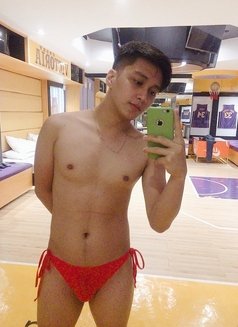Jake - Male escort in Manila Photo 6 of 8