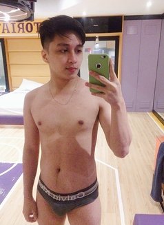 Jake - Male escort in Manila Photo 7 of 8