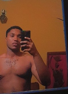 Jake - Acompañantes masculino in Lagos, Nigeria Photo 2 of 3