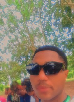 Jake - Acompañantes masculino in Lagos, Nigeria Photo 3 of 3