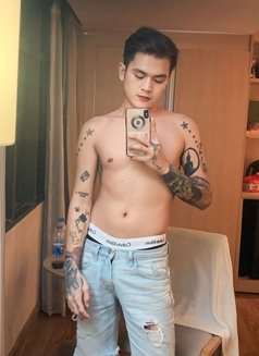 AsianSTUD - Male escort in Bangkok Photo 4 of 7