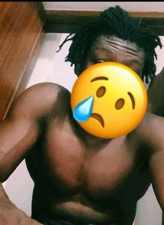 Jaki - Male escort in Paris Photo 2 of 3