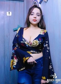 PREET JALANDHAR 𝟵𝟴𝟳𝟴𝟴𝟓𝟑𝟑𝟰𝟑 - escort in Jalandhar Photo 3 of 4