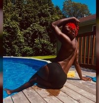 Jalyn - Male escort in Mississauga