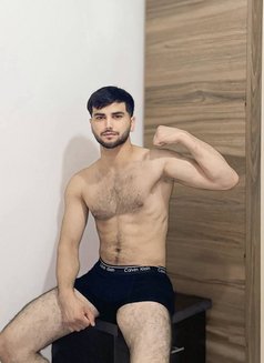 Jama Top XL - Male escort in İstanbul Photo 1 of 8