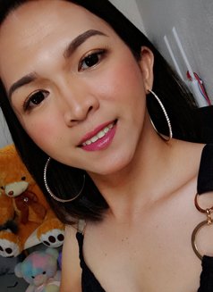 Jamae Fajardo - Transsexual escort in Makati City Photo 2 of 4