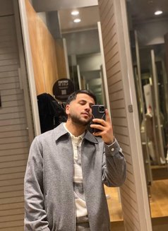 Jamal - Male escort in İstanbul Photo 4 of 6