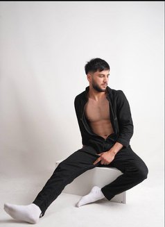 Jamal Massagist Top XXL - Male escort in İstanbul Photo 11 of 11