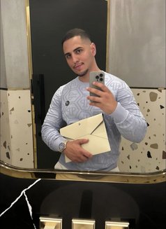 Jamal Noir - Male escort in Dubai Photo 3 of 4