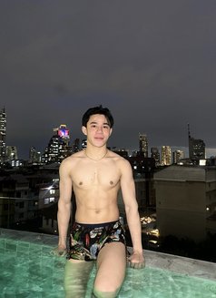 Jame - Male escort in Bangkok Photo 4 of 4