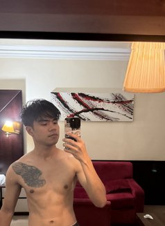 JAMEEL TwinkBottom - Male escort in Dubai Photo 5 of 7