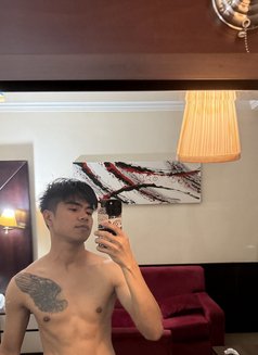 JAMEEL TwinkBottom - Male escort in Dubai Photo 6 of 7