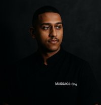 James bbc 🤩 - Male escort in Dubai Photo 1 of 4