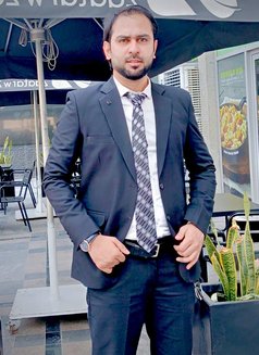 James Bond (Only For Female)Iam Straight - Acompañante masculino in Dubai Photo 7 of 8