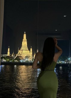 James - escort in Erbil Photo 2 of 2