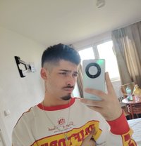 James - Male escort in İstanbul