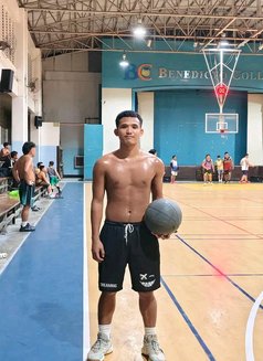 James - Male escort in Cebu City Photo 4 of 5