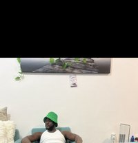 James - Male escort in Abu Dhabi
