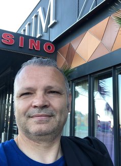 James Harrington - Male escort in London Photo 5 of 6