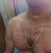 James - Male escort in Kochi