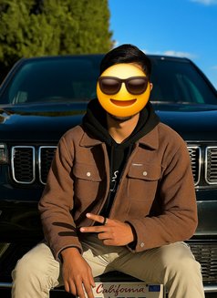 James - Male escort in Kathmandu Photo 2 of 3