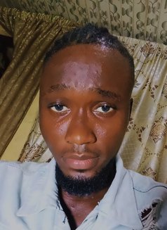 James - Male escort in Lagos, Nigeria Photo 5 of 5