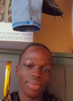 James - Transsexual escort in Nairobi Photo 2 of 7