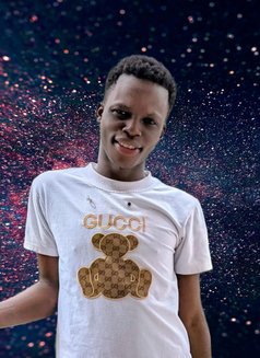 James - Transsexual escort in Nairobi Photo 6 of 7