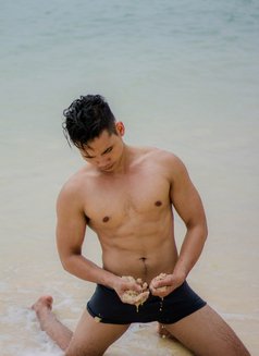 James Vargas - Male escort in Manila Photo 8 of 8