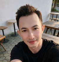 Jamesbkk - Male escort in Bangkok