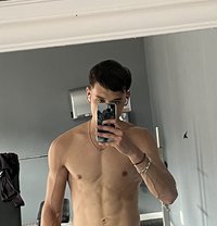 Jamesdean - Male escort in Cape Town