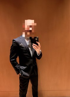 JamesInHk - Acompañantes masculino in Hong Kong Photo 9 of 9