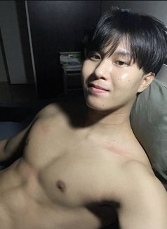 Jamesss - masseur in Taipei Photo 4 of 7