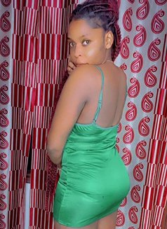 Jamie - puta in Bhopal Photo 3 of 3