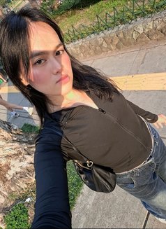 Jamie21 - Transsexual escort in Makati City Photo 2 of 9