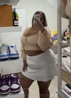 Jamiexx thick girl just arrived jeddah - puta in Jeddah Photo 24 of 25