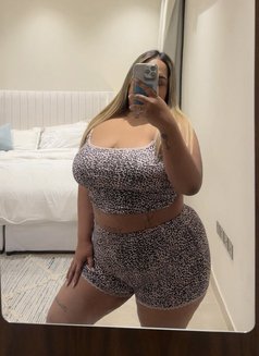 Jamiexx thick girl - puta in Riyadh Photo 14 of 20