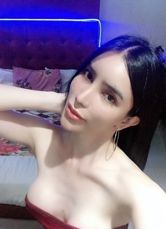 JAMILA (AssDestroyer) with poppers - Transsexual escort in Mumbai Photo 12 of 28